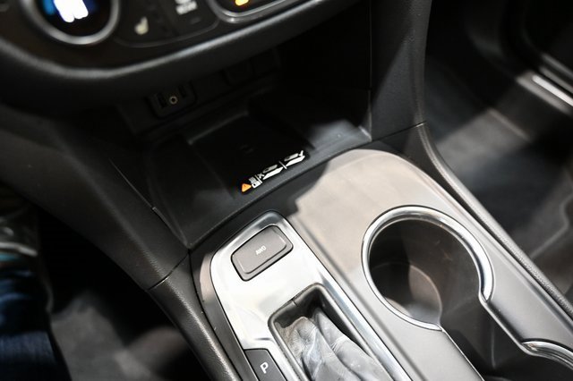 Used 2018 Chevrolet Equinox Premier image 19