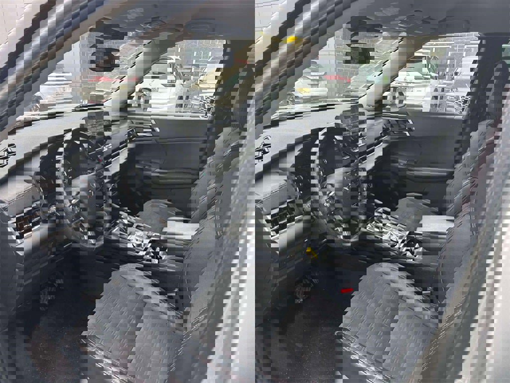 Used 2023 Mitsubishi Outlander SE image 15