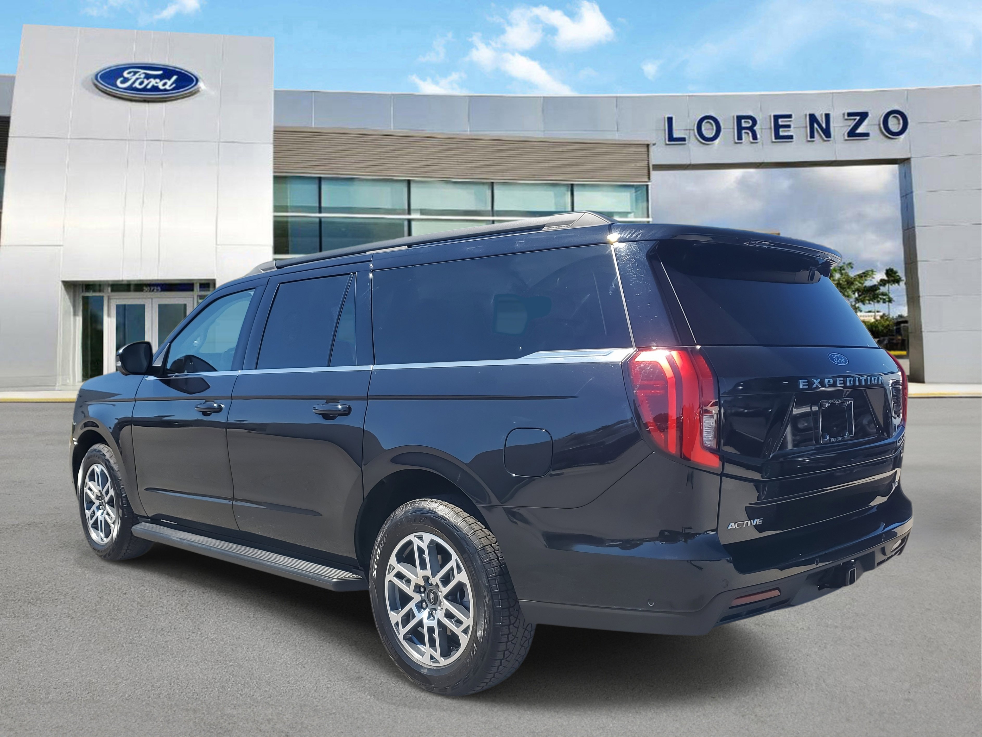 Used 2025 Ford Expedition Max Active image 7