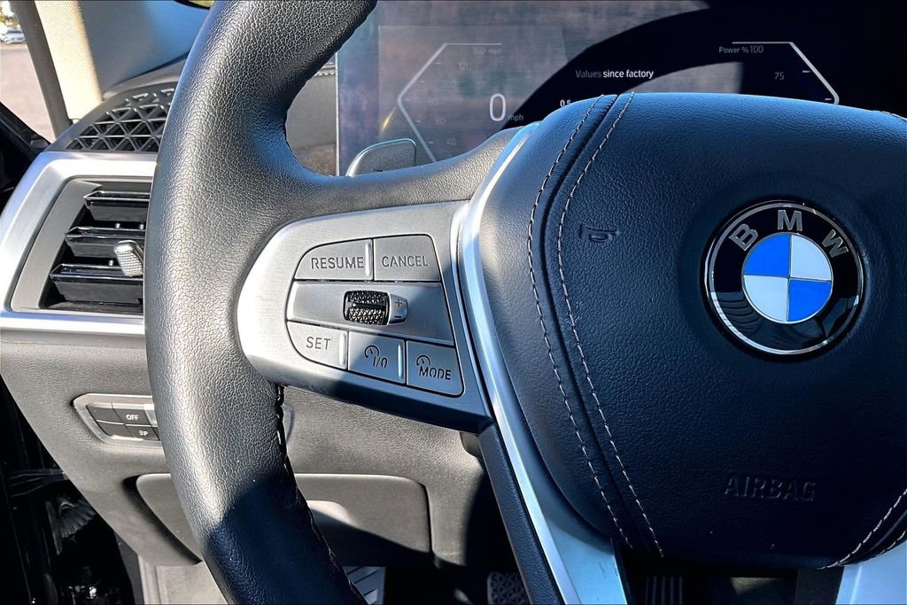 Used 2023 BMW X7 xDrive40i w/ Premium Package image 10