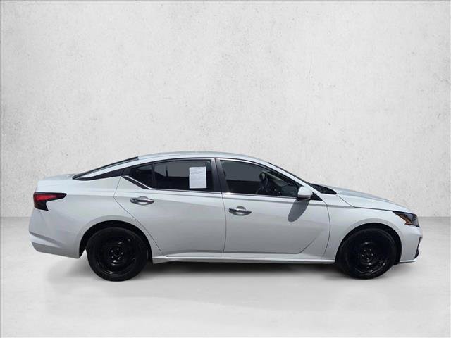 Used 2023 Nissan Altima 2.5 S FWD image 7