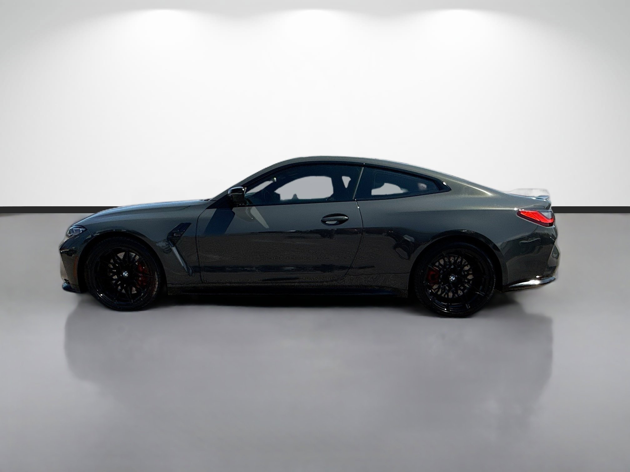 Used 2024 BMW M4 Competition RWD image 2