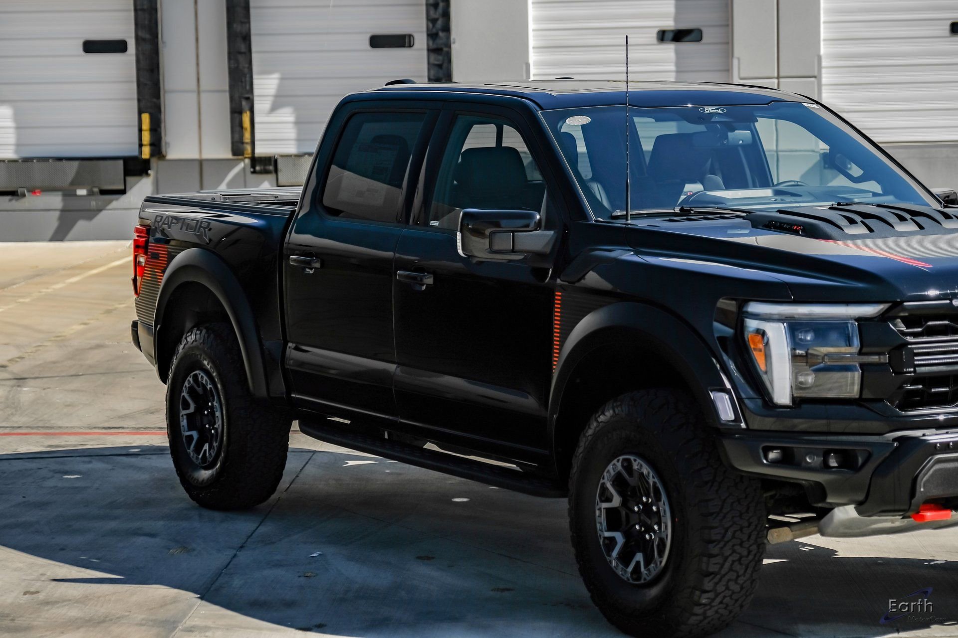 Used 2025 Ford F150 Raptor w/ Equipment Group 803A Raptor R AWD/4WD image 23