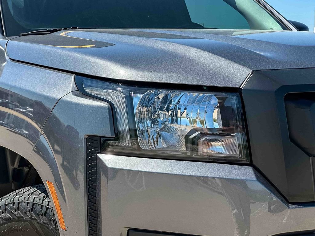 Used 2024 Nissan Frontier S image 10