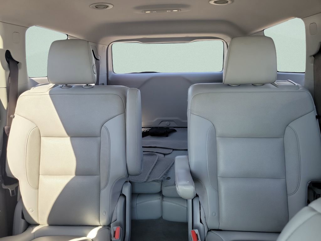 Used 2018 GMC Acadia SLT w/ LPO, Cargo Package image 21