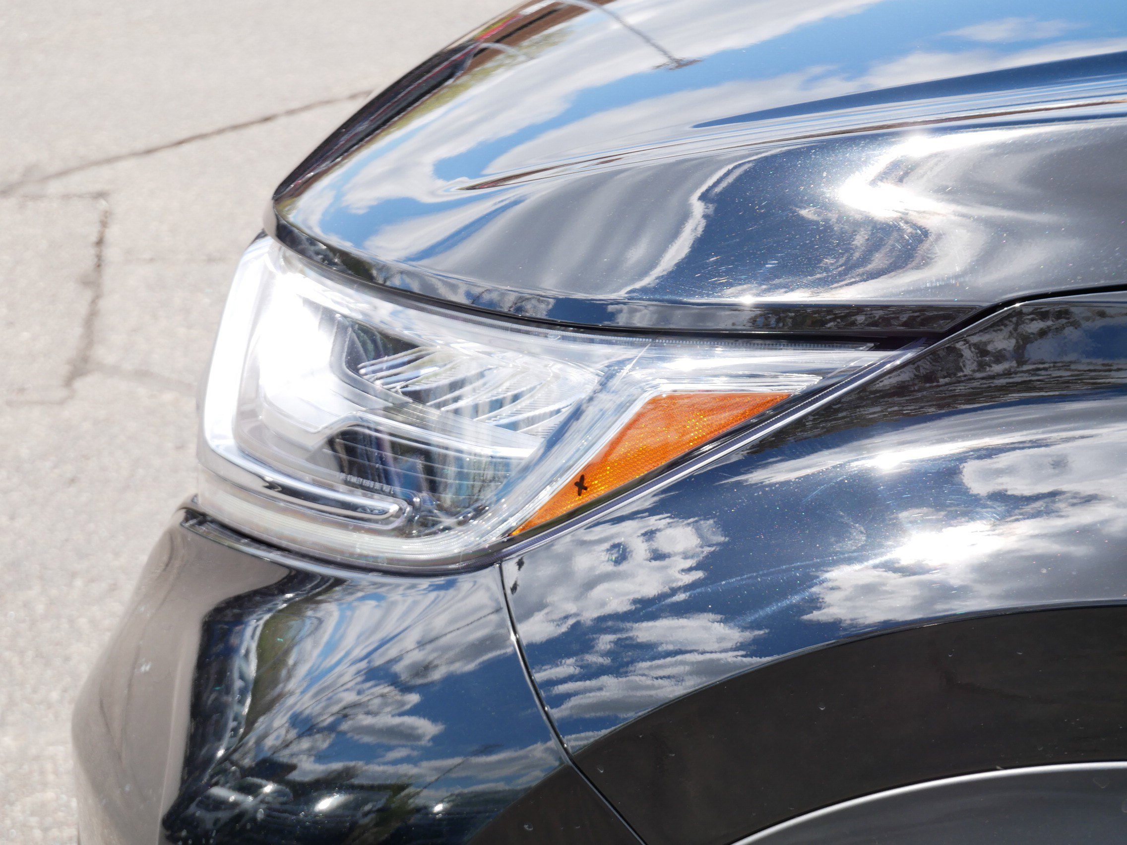 Used 2018 Honda CR-V Touring image 16