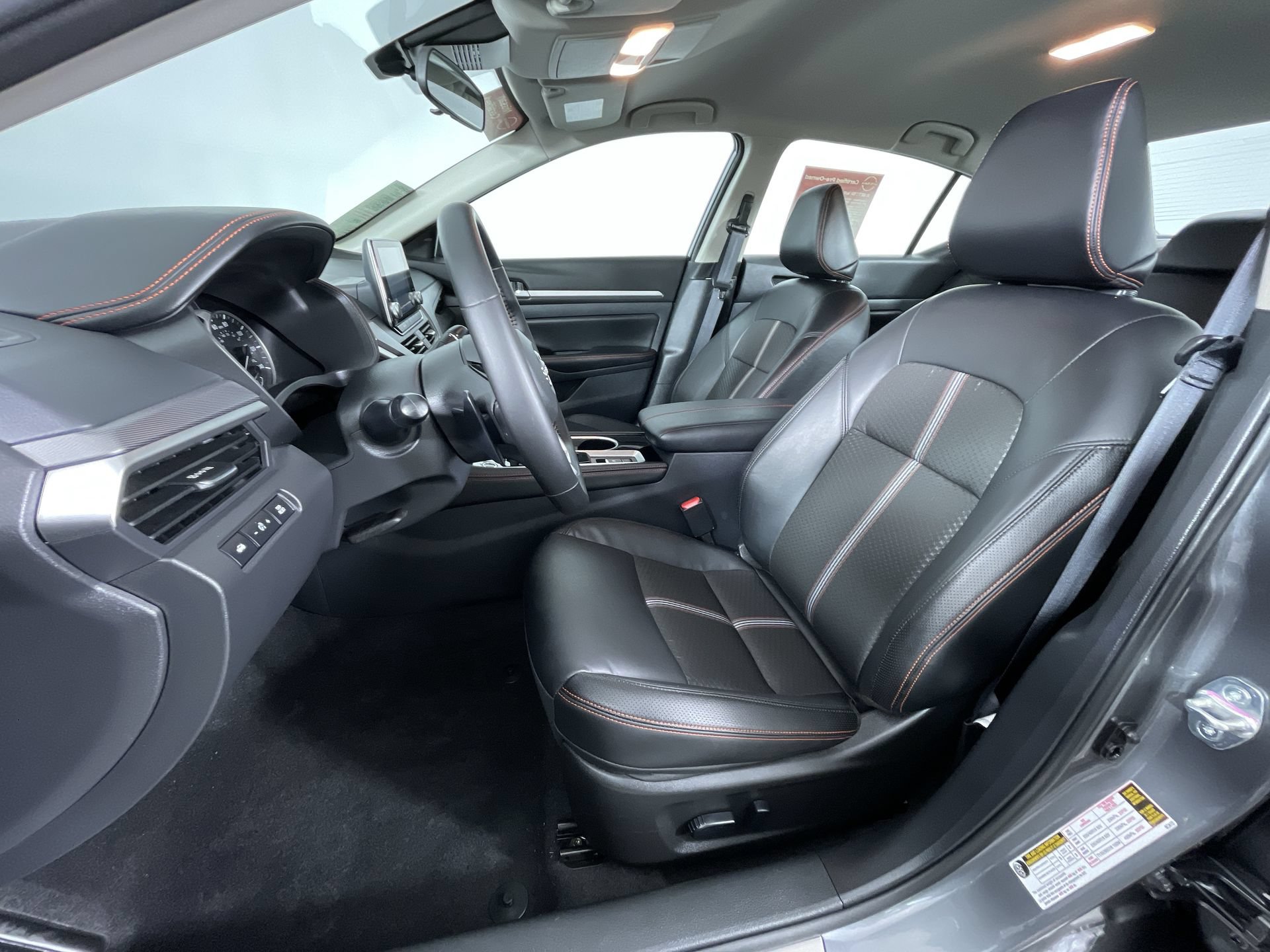 Certified 2025 Nissan Altima 2.5 SR AWD/4WD image 15
