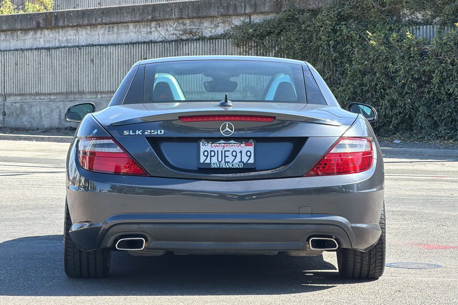 Used 2015 Mercedes-Benz SLK 250 w/ Premium Package image 5