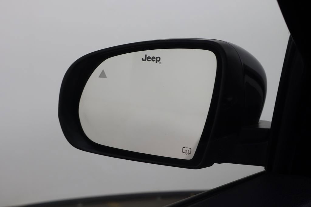 Used 2022 Jeep Compass Latitude image 43