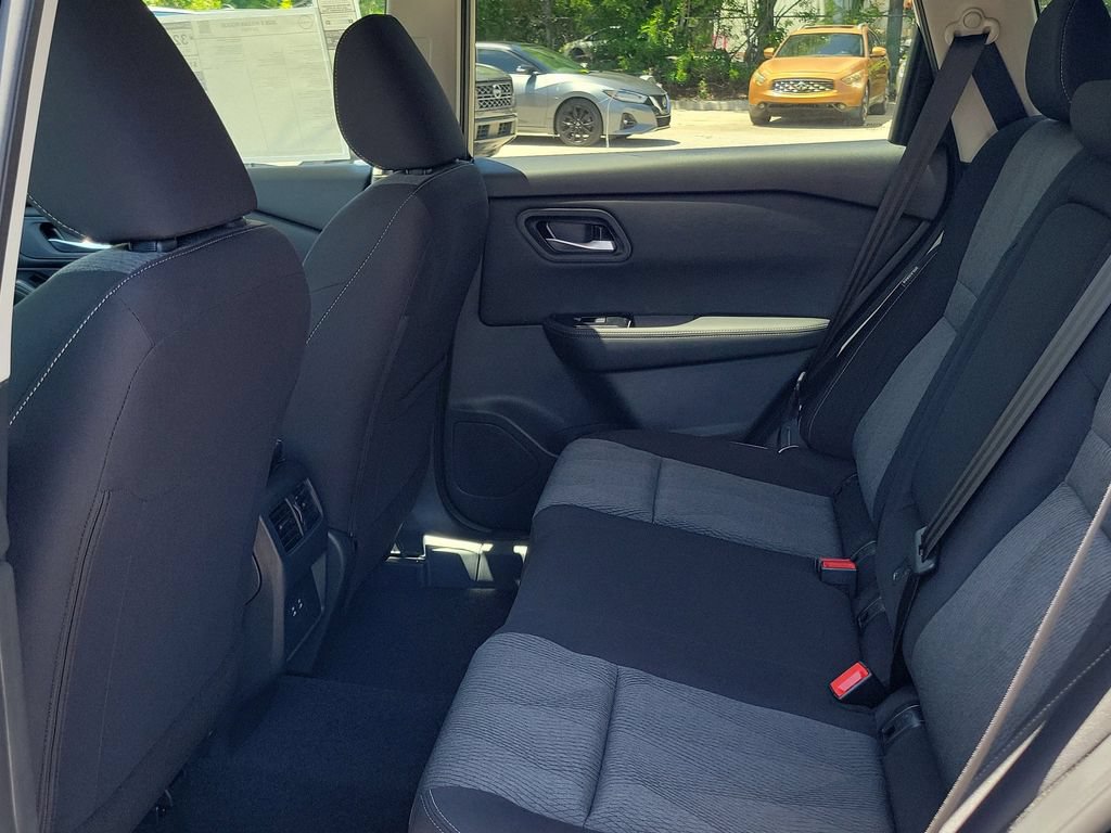 New 2026 Nissan Rogue SV FWD image 12