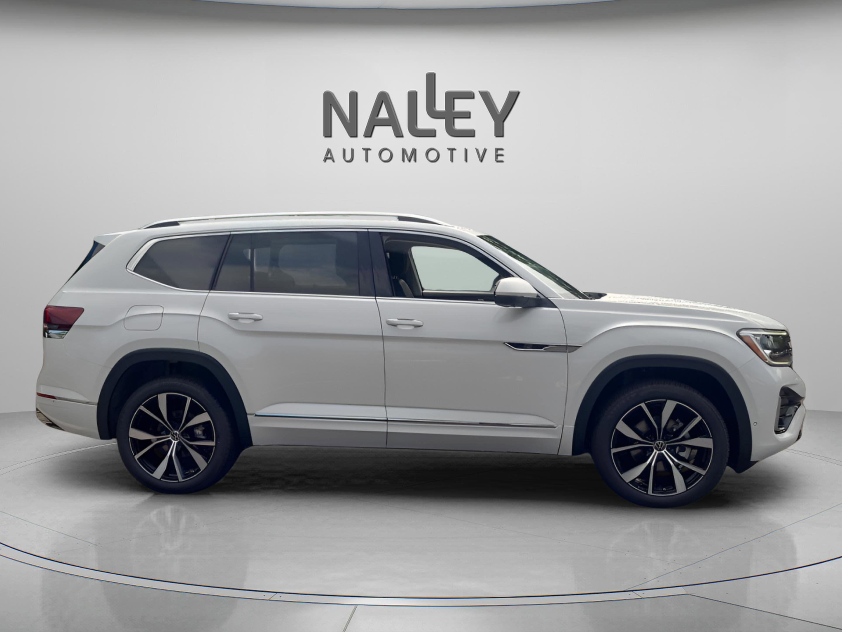 New 2026 Volkswagen Atlas SEL Premium R-Line image 13