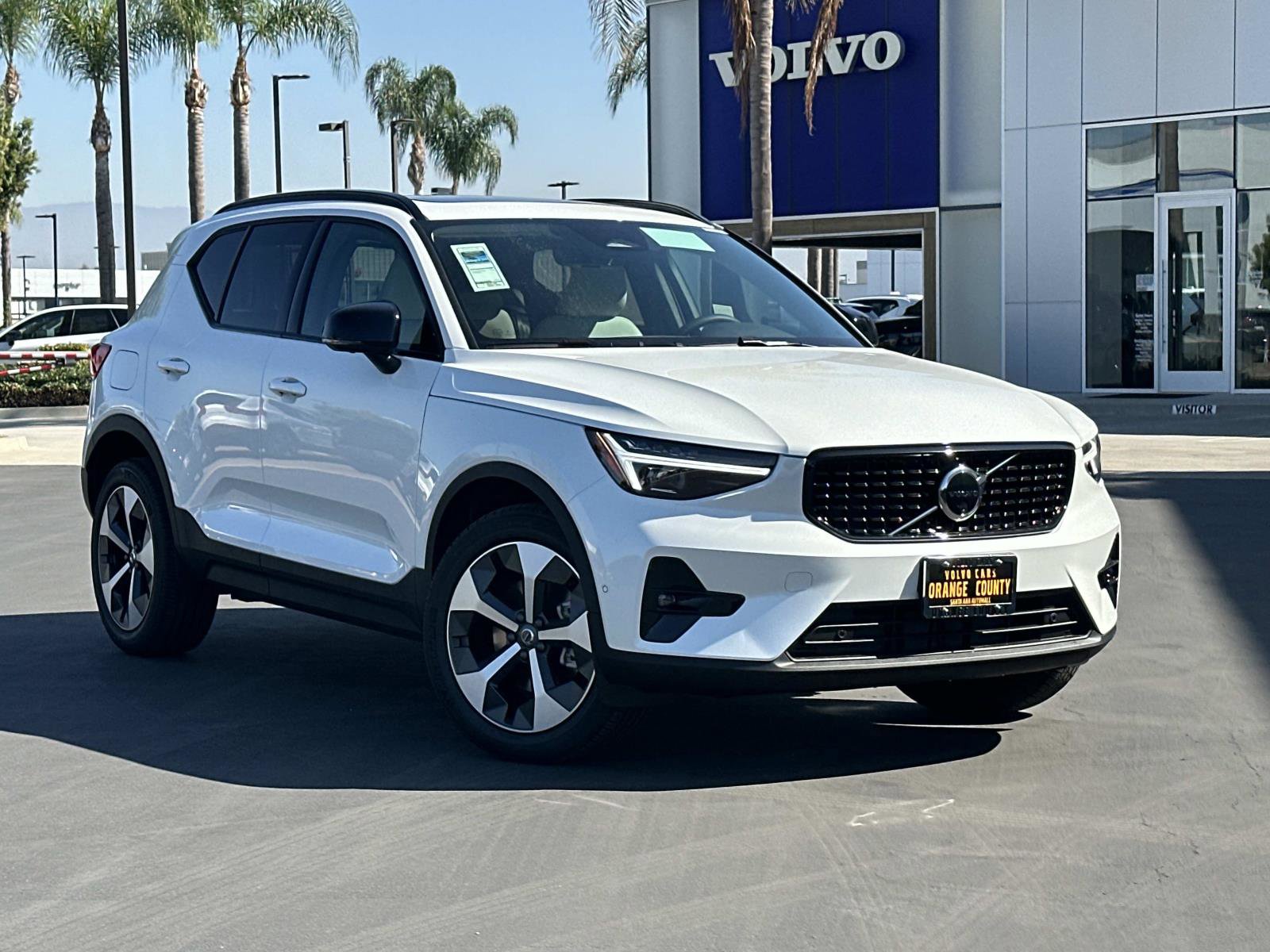 New 2026 Volvo XC40 B5 Plus w/ Climate Package