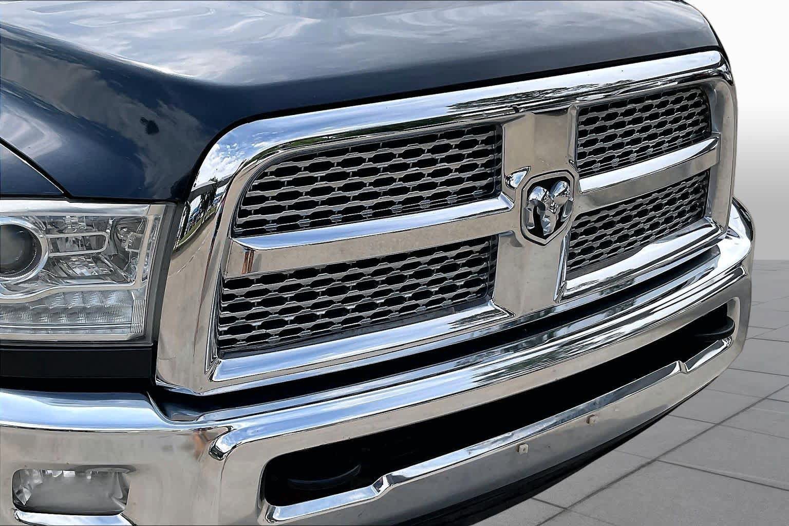 Used 2014 RAM 2500 Laramie w/ Convenience Group AWD/4WD image 28