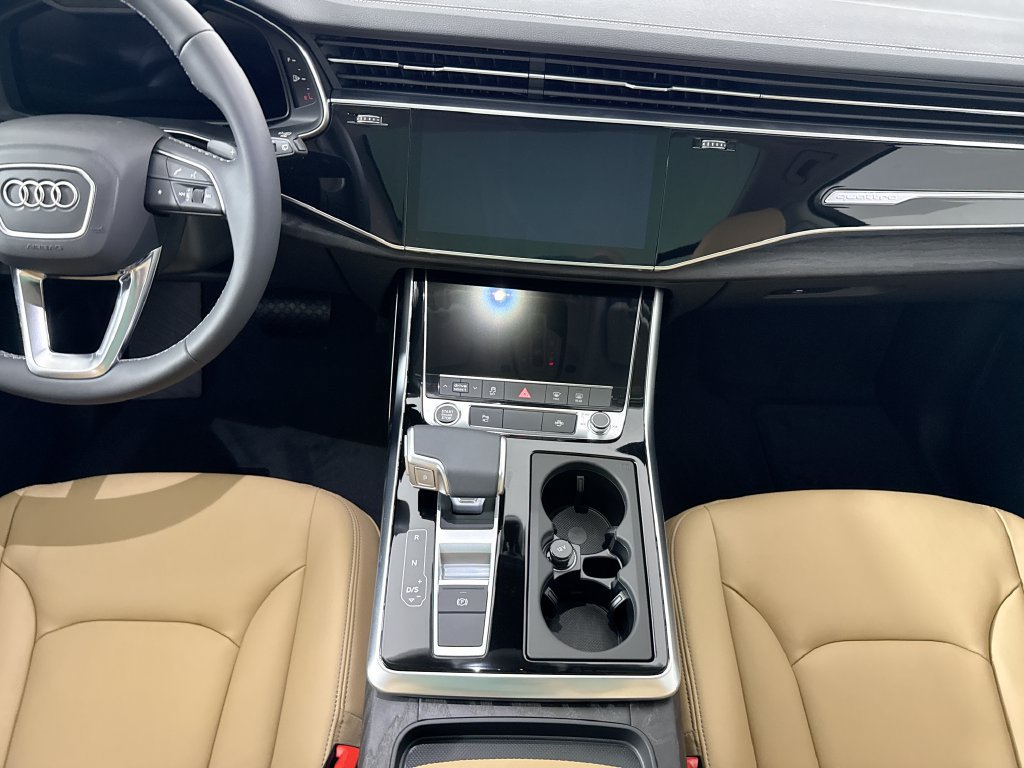 New 2026 Audi Q7 2.0T Premium AWD/4WD image 15