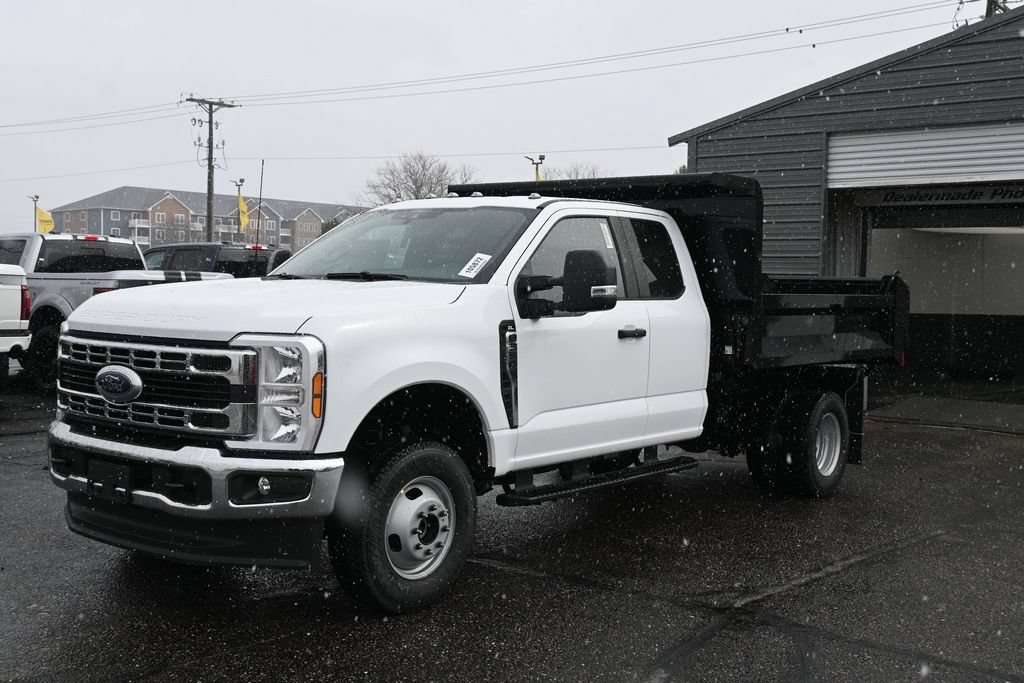 New 2026 Ford F350 XL w/ XL Chrome Package AWD/4WD image 5