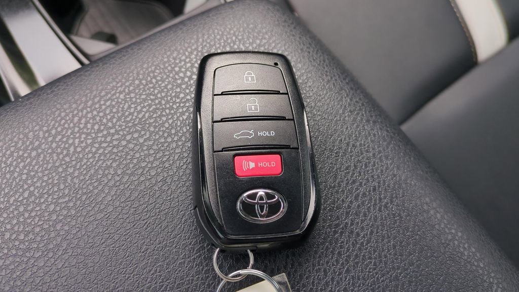 Certified 2025 Toyota Camry SE image 24