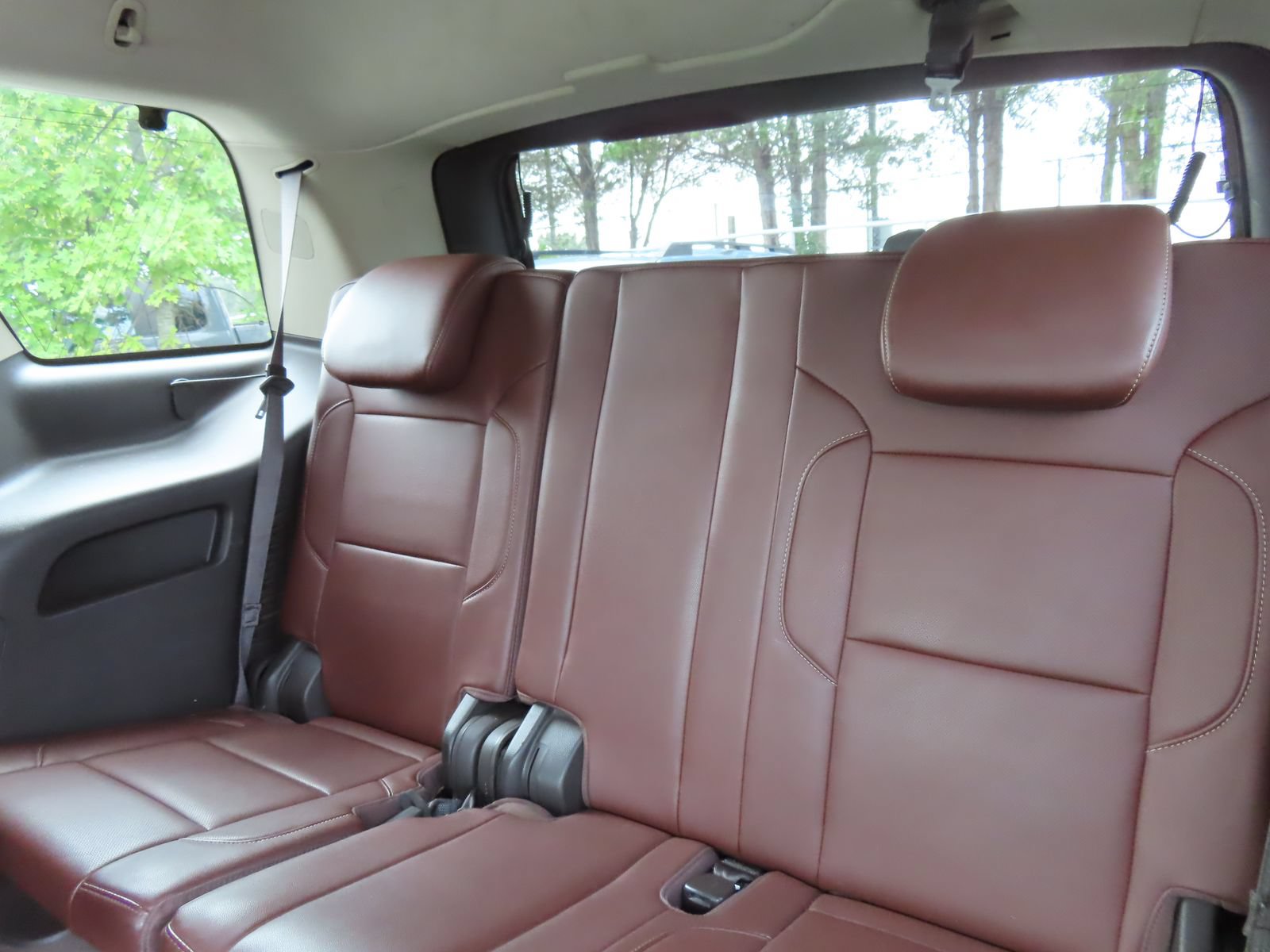 Used 2015 Chevrolet Tahoe LTZ AWD/4WD image 33
