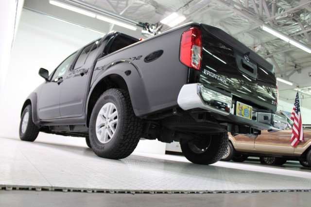 Used 2016 Nissan Frontier SV image 42