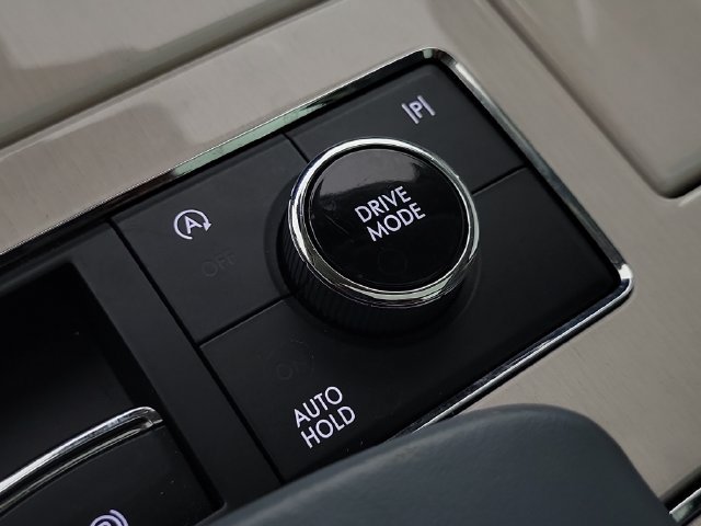 Used 2023 Lincoln Navigator L Black Label AWD/4WD image 32