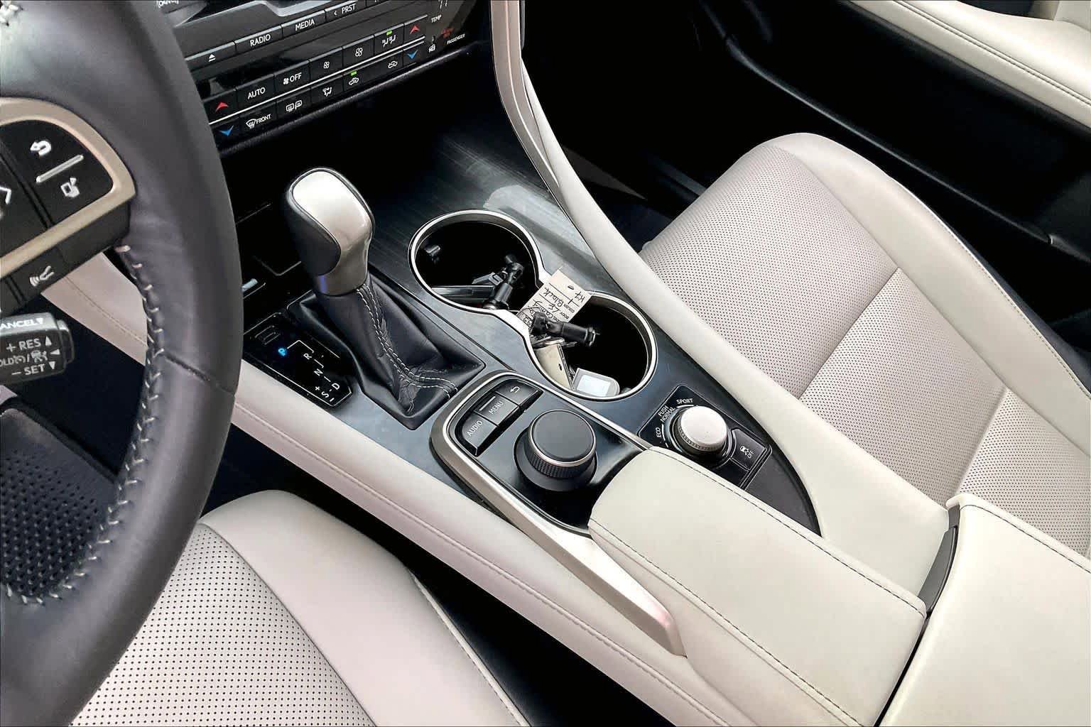 Used 2017 Lexus RX 350 FWD w/ Accessory Package image 14