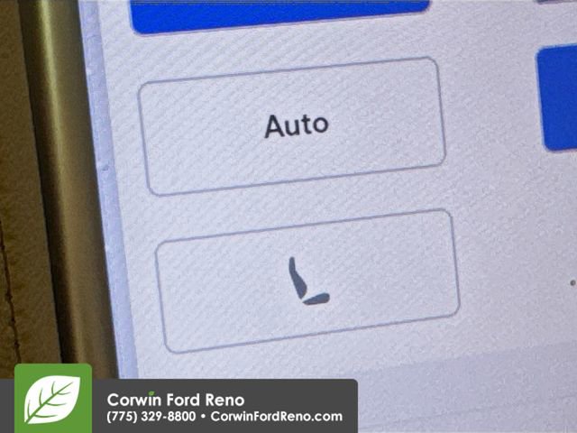 Used 2014 Tesla Model S Base image 20