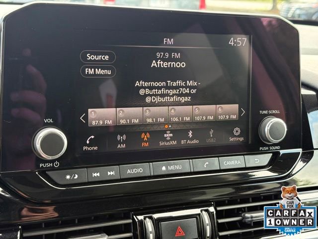 Used 2023 Nissan Pathfinder SV AWD/4WD image 16