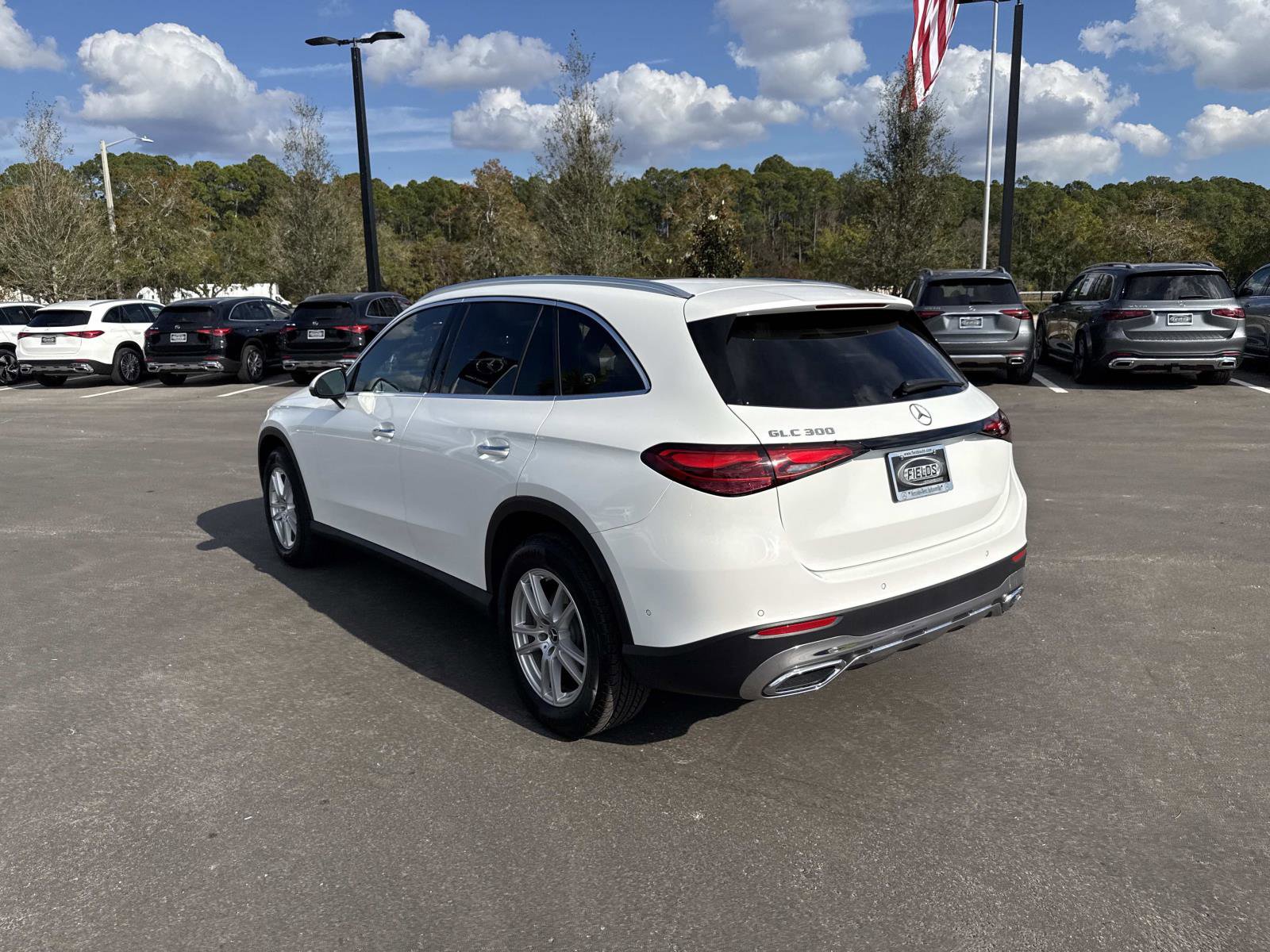 Used 2025 Mercedes-Benz GLC 300 image 5