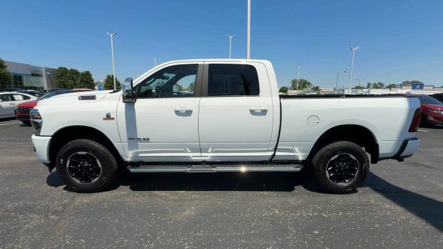 Used 2025 RAM 2500 Laramie AWD/4WD image 5