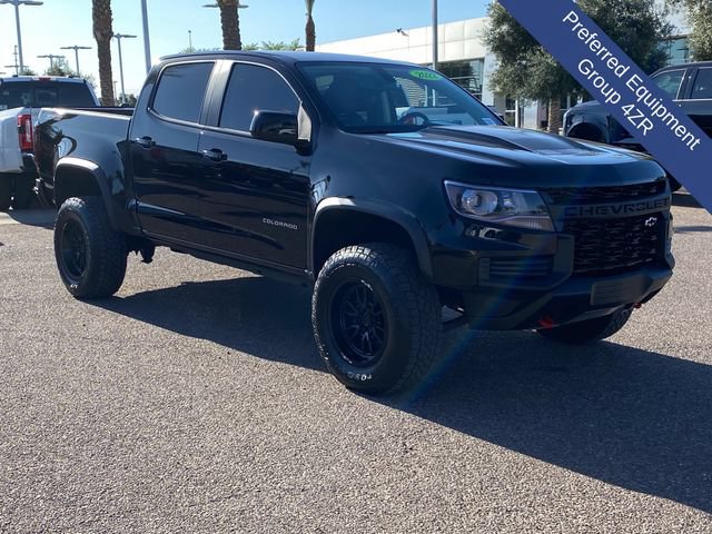Used 2022 Chevrolet Colorado ZR2 w/ ZR2 Midnight Special Edition AWD/4WD image 9
