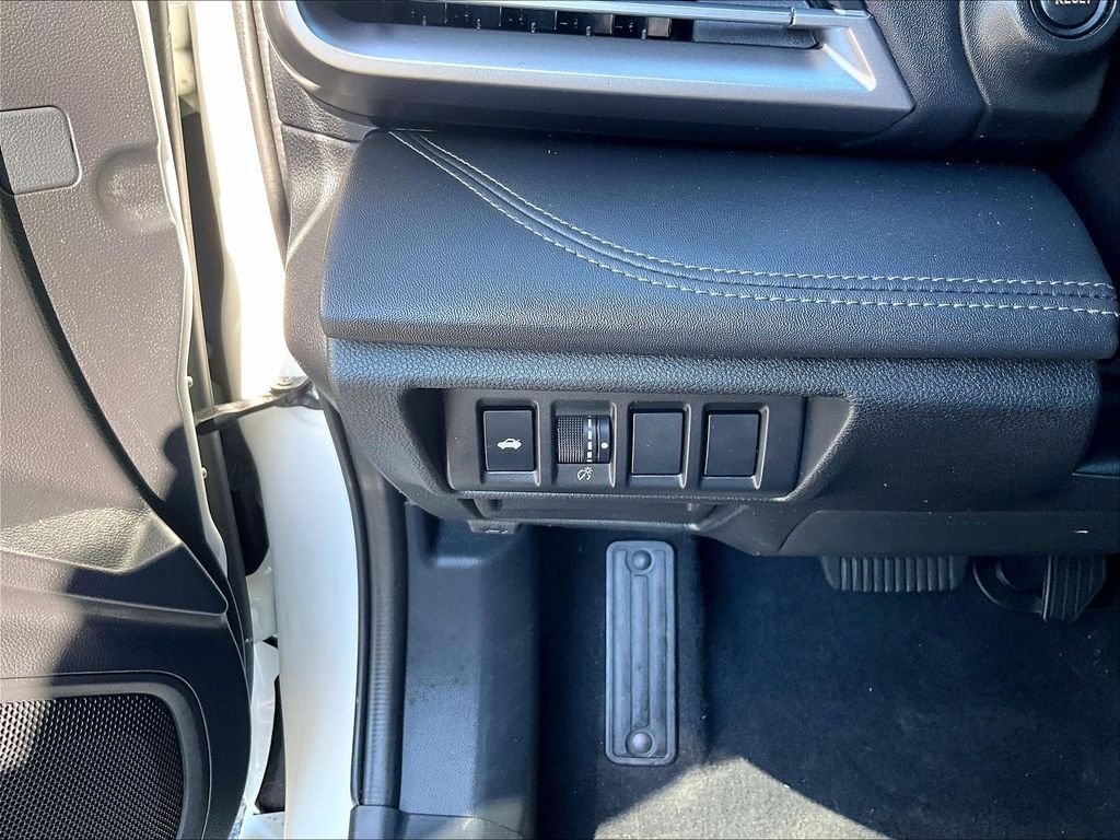 Used 2025 Subaru Legacy Limited AWD/4WD image 27