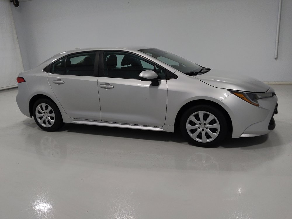 Used 2021 Toyota Corolla LE image 11