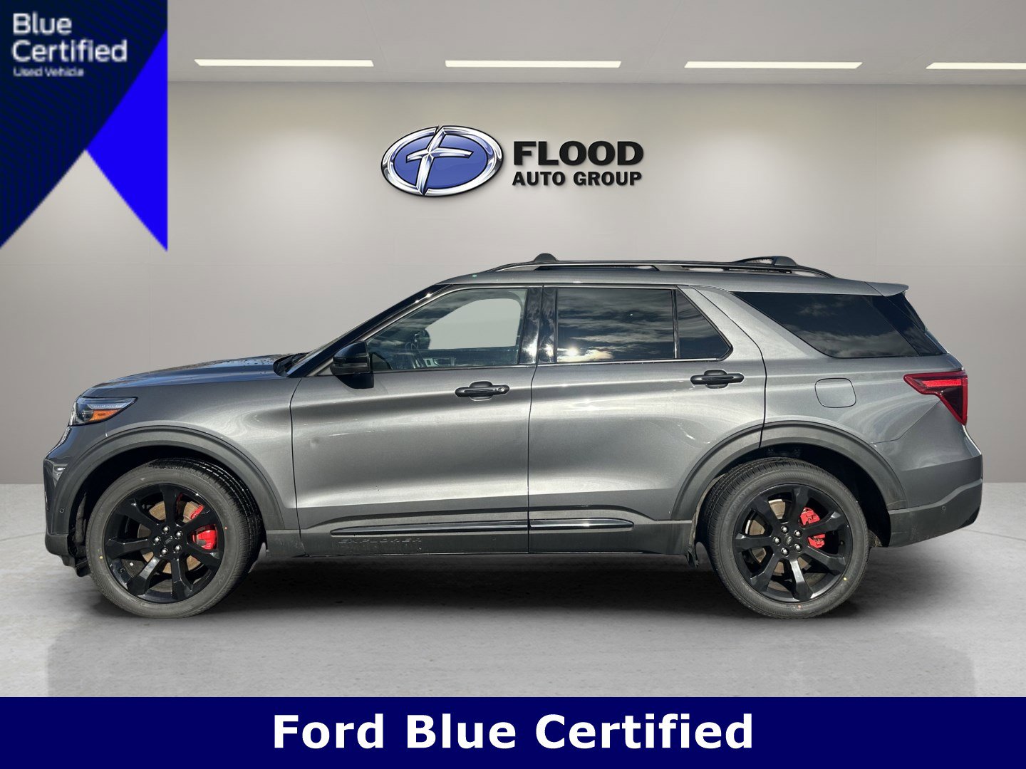 Certified 2022 Ford Explorer ST w/ Equipment Group 401A AWD/4WD image 5