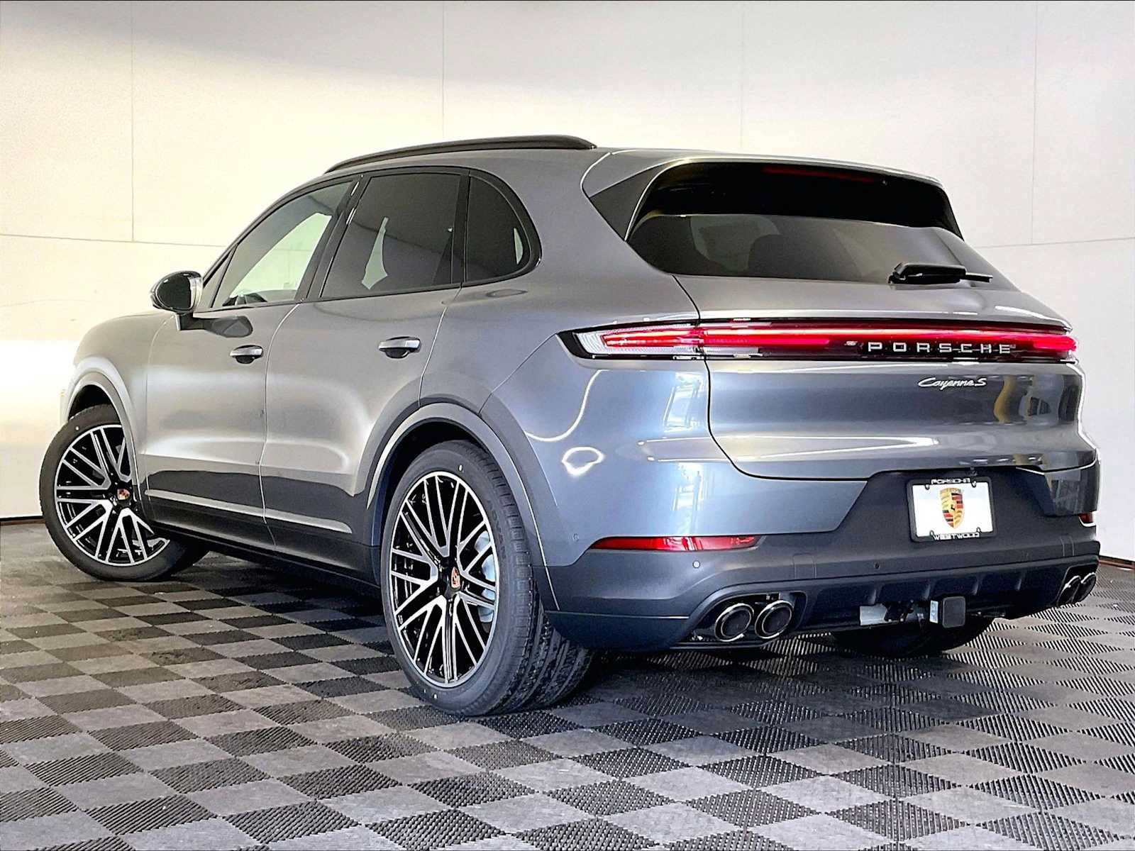 New 2026 Porsche Cayenne S AWD/4WD image 3