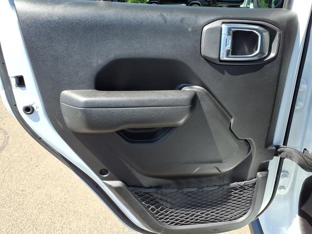 Used 2024 Jeep Wrangler Unlimited AWD/4WD image 19