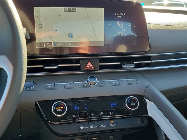 New 2025 Hyundai Elantra Sport image 9