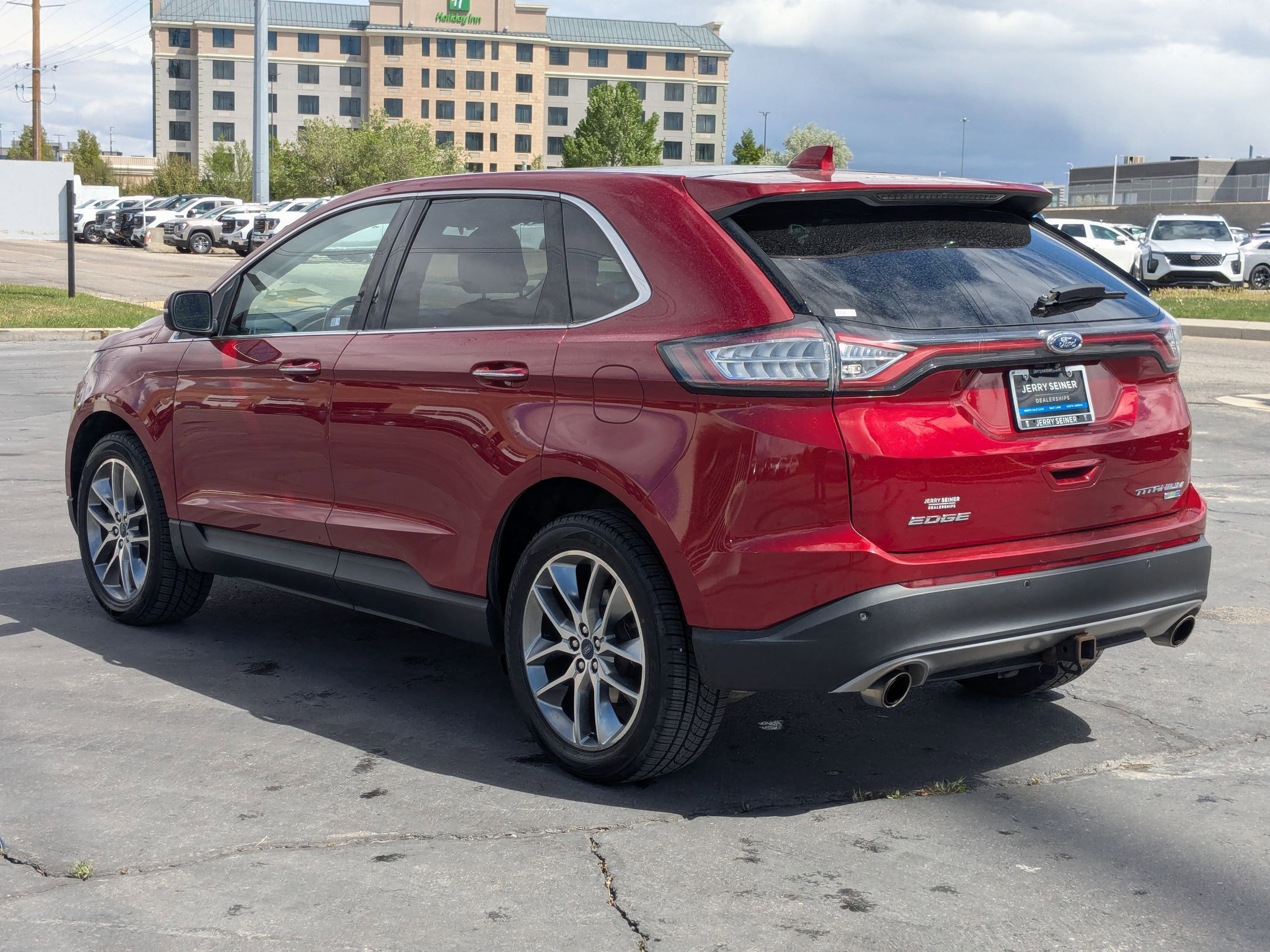 Used 2016 Ford Edge Titanium w/ Equipment Group 301A AWD/4WD image 3