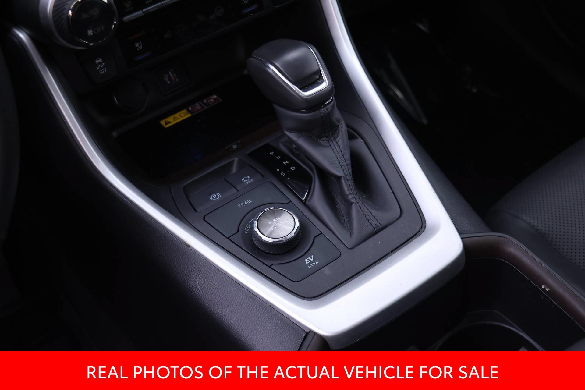 Certified 2024 Toyota RAV4 Limited w/ Advanced Technology Package AWD/4WD image 12