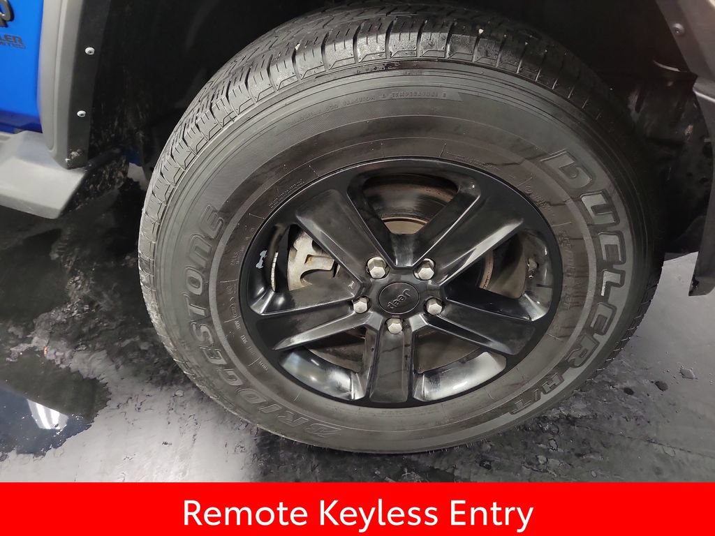 Used 2022 Jeep Wrangler Unlimited Sport AWD/4WD image 10