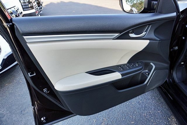 Used 2018 Honda Civic LX image 29