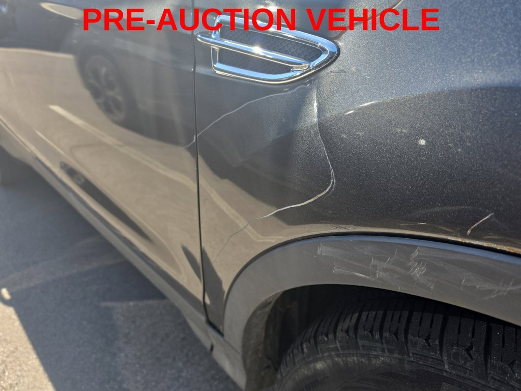 Used 2015 Ford Escape SE FWD image 16