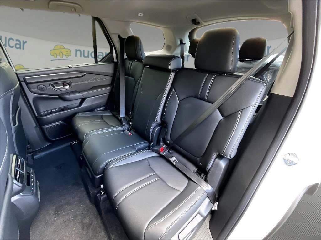 New 2026 Honda Pilot Touring image 15