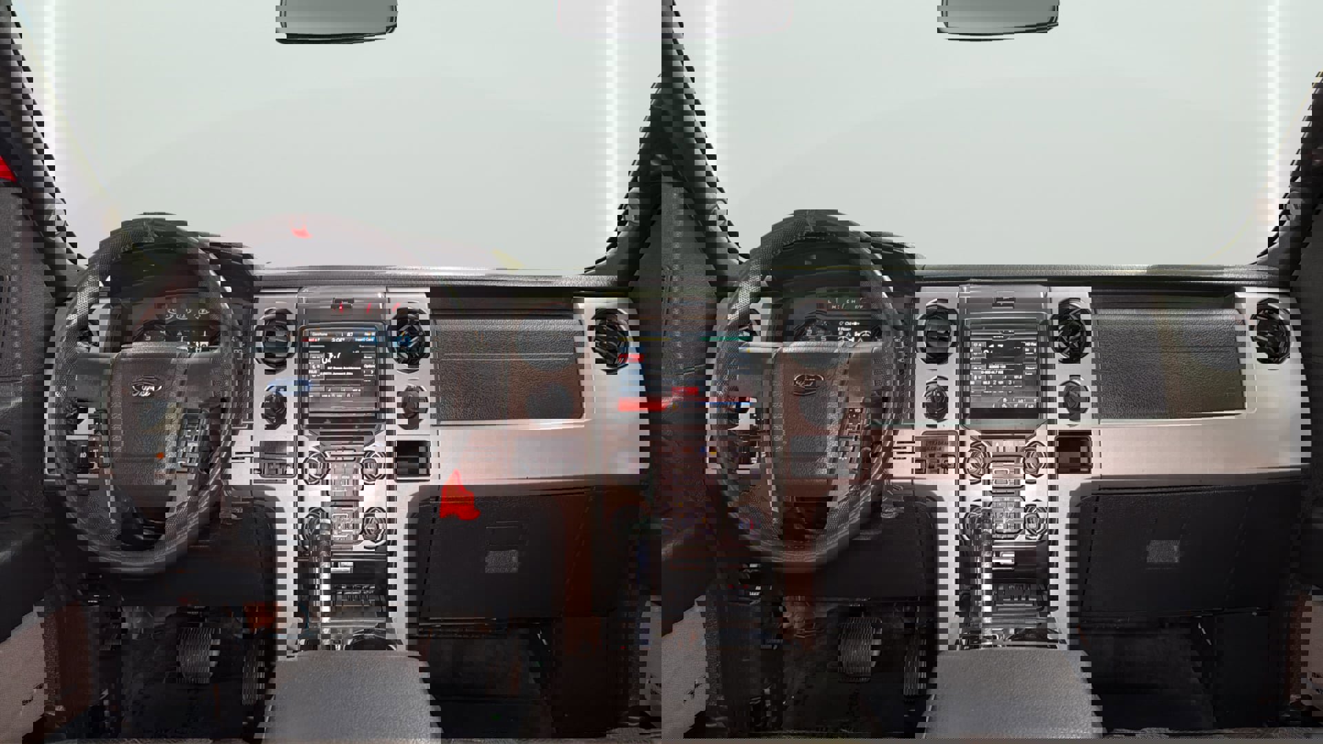 Used 2014 Ford F150 Raptor w/ Equipment Group 801A Luxury image 15