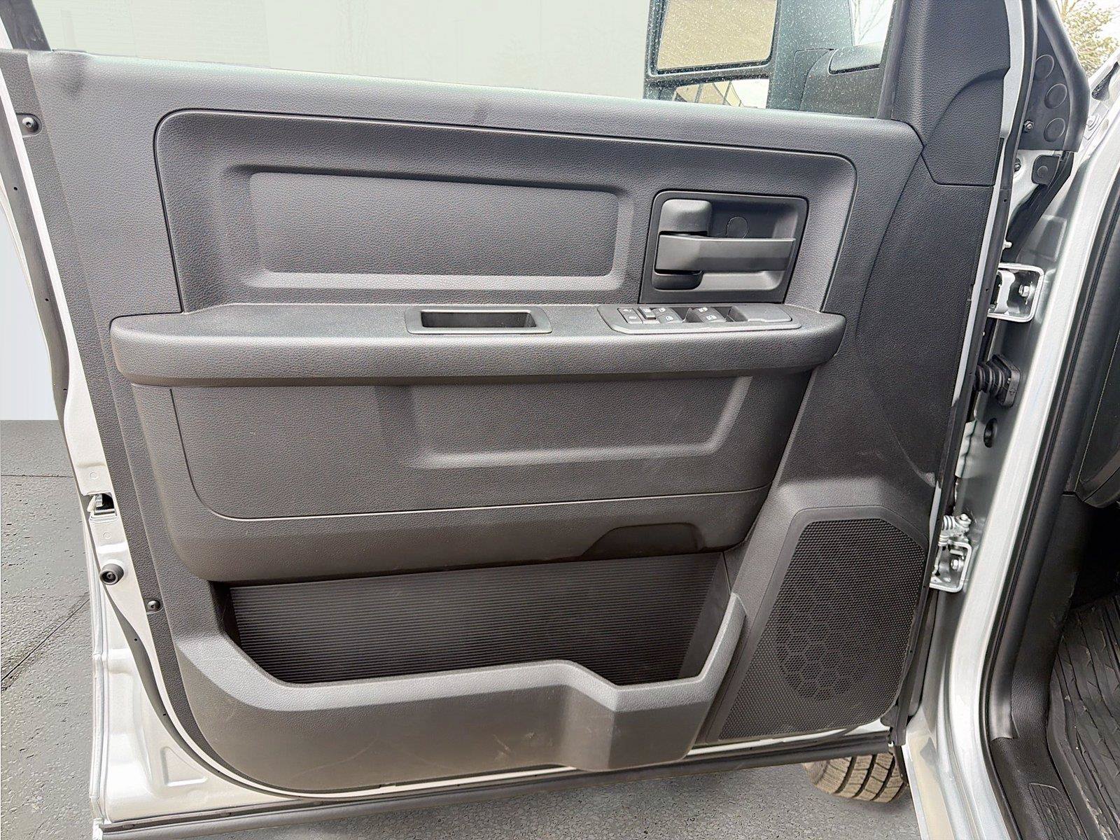 New 2026 RAM 3500 Tradesman w/ Chrome Appearance Group A AWD/4WD image 21