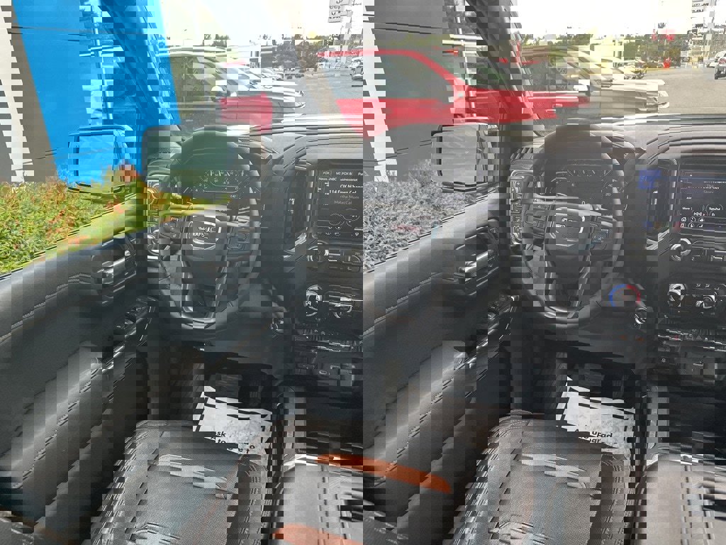 Used 2019 GMC Sierra 1500 AT4 w/ Driver Alert Package I image 12