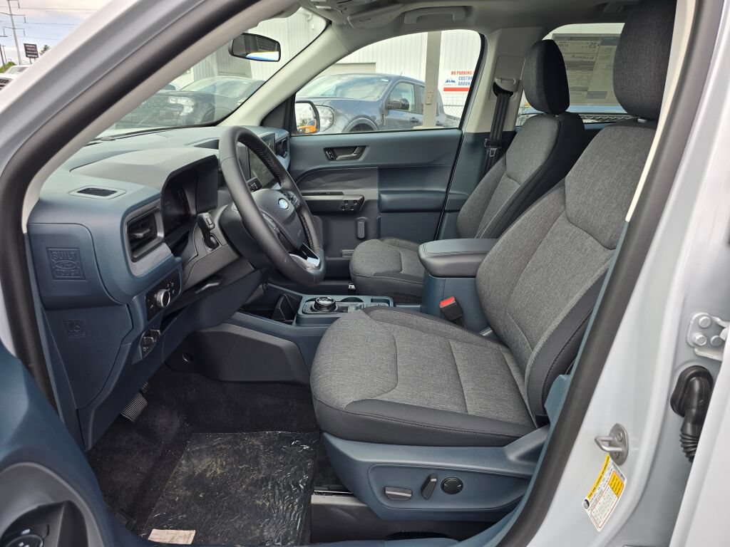 New 2025 Ford Maverick XLT w/ XLT Luxury Package AWD/4WD image 18