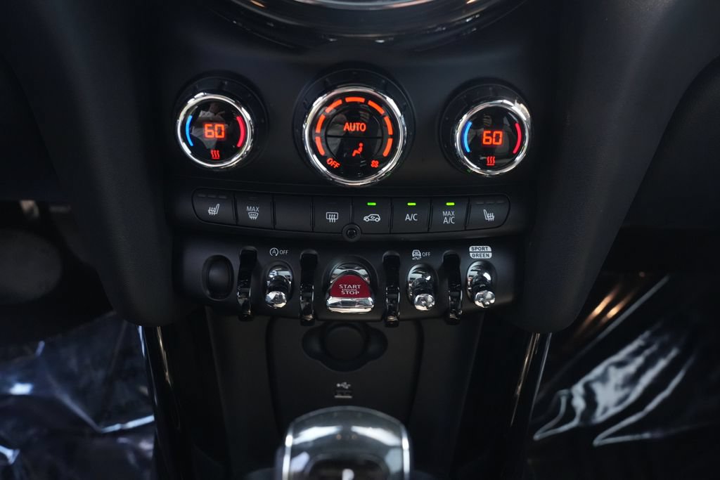 Certified 2024 MINI Cooper S FWD image 17
