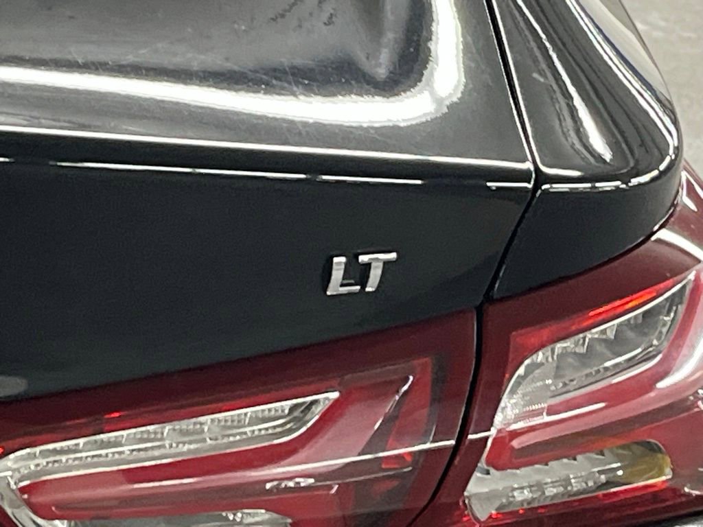 Used 2020 Chevrolet Malibu LT image 30