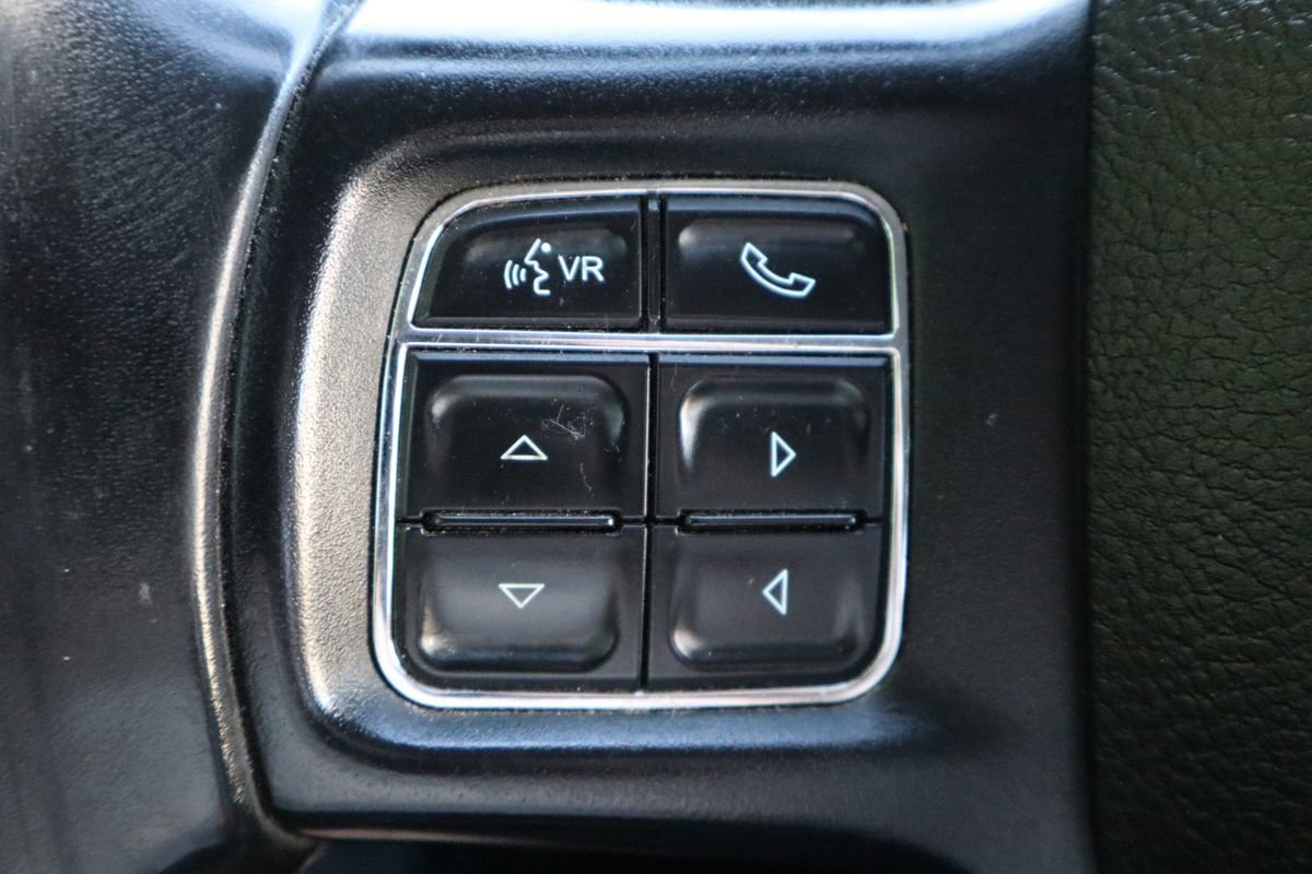 Used 2016 RAM 1500 Big Horn image 31