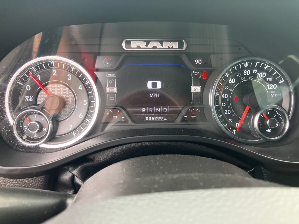 Used 2023 RAM 1500 Laramie AWD/4WD image 16