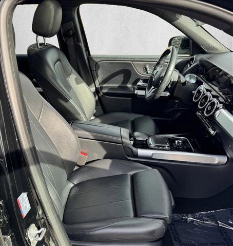 Used 2023 Mercedes-Benz GLB 250 4MATIC image 20
